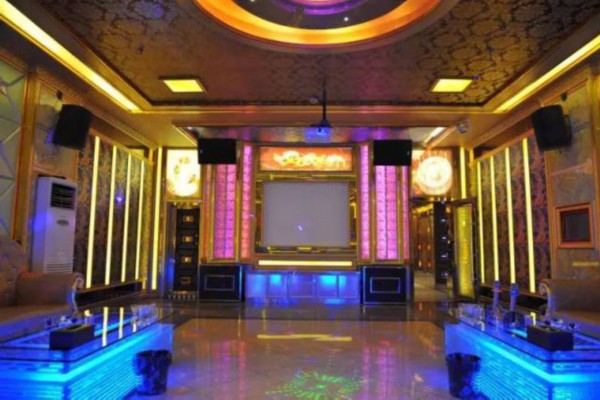 重庆夜桑拿按摩论坛，养生休闲两不误！